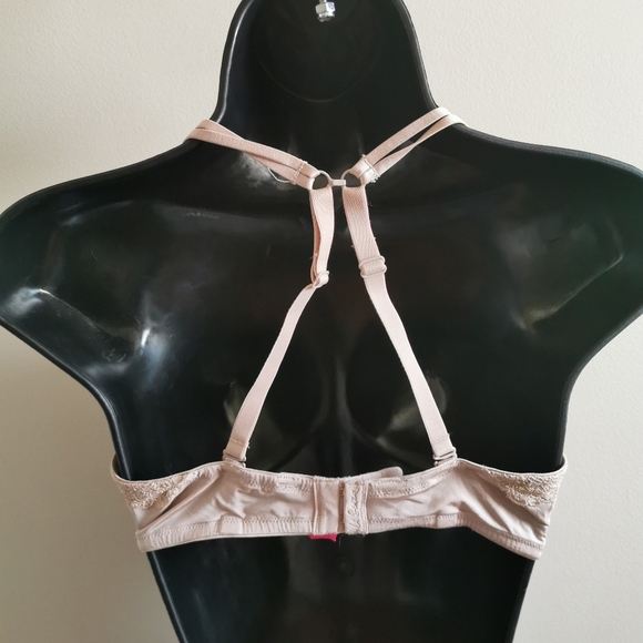 La Senza DD34. Any 2 bras for $30 - Picture 3 of 4